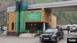Погранпереход «Казбеги – Верхний Ларс» между Россией и Грузией