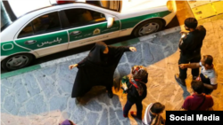 مقامات جمهوری اسلامی از جمله غلامحسین محسنی اژه‌ای، رئیس قوه قضائیه دولت ابراهیم رئیسی را مسئول اجرای «طرح نور» معرفی می‌کنند