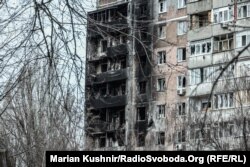 Разрушенный жилой дом в Авдеевке