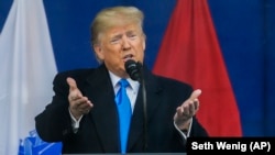 Președintele american spune că vrea ca Congresul american să fie din nou concentrat
