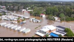 Circa 18.000 de persoane au fost evacuate din calea inundațiilor
