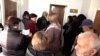 «Թոշակը 3 հազար դրամով ավելացրել են, 18 հազար նպաստս՝ կտրել», դժգոհում են քաղաքացիները 
