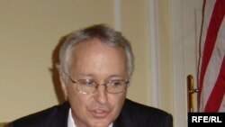 Američki ambasador u Srbiji Cameron Munter.