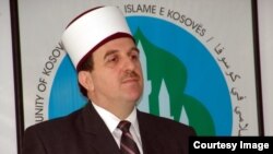 Kryetari i Bashkësisë Islame të Kosovës, myftiu Naim Tërnava