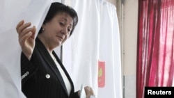 Известно, что в поддержку Джиоевой уже выступил Владимир Келехсаев - кандидат от оппозиции, который не прошел во второй тур