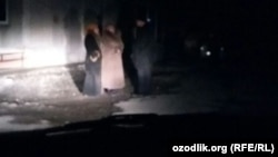 В знак протеста против отсутствия газа и электричества в основном на улицу вышли женщины.