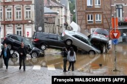 15 iulie, orașul belgian Verviers. Aici, apa a curs pe străzi ore întregi, transformându-le în adevărate râuri.