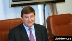 Голова Держкомрезерву Михайло Поживанов під час засідання Кабінету Міністрів 4 лютого 2009 року