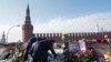 Оьрсийчоь -- Немцов вийначу Кремлна уллехь йолчу метте зезагаш кхоьхьуш бу нах хIинца а. Москох, Заз 9, 2015