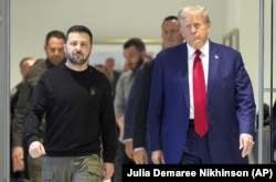 Владимир Зеленский и Дональд Трамп после встречи в Нью-Йорке 27 сентября 2024 года