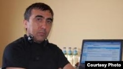 Узбекский журналист Улугбек Хайдаров, ныне проживающий в эмиграции в Канаде.
