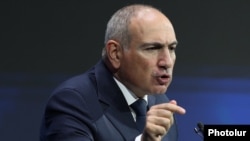 Armenia - Prime Minister Nikol Pashinian gives a speech during a congress of his Civil Contract party, Yerevan, September 20, 2025.
