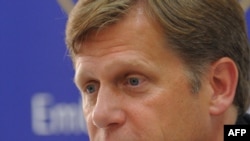 Во время слушания Макфол сообщил, что ознакомился с докладом, но не стал конкретизировать, какие рекомендации по конфликтным регионам правительство США считает своевременными
