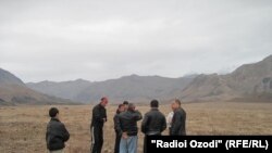 Участок кыргызско-таджикской границы в Баткенской области, 27 марта 2010 г.
