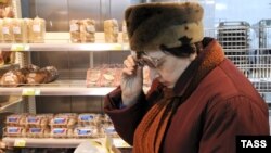 Хлеб подорожал с прошлого лета на 35%, но сильных перемен в структуре спроса на него эксперты не видят