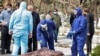 Похороны погибшего от коронавируса в Иране. Март 2020 года.