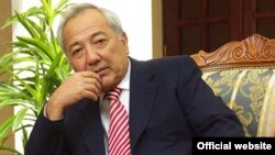 Президент Федерации футбола Узбекистана Мираброр Усмонов.