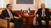 Тимчасовий виконувач обов’язків міністра закордонних справ України Володимир Хандогій (справа) і міністр закордонних справ Росії Сергій Лавров під час переговорів у Харкові, 7 жовтня 2009 р.