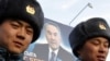 Предвыборный билборд президента Казахстана Нурсултана Назарбаева. Астана, 31 марта 2011 года.