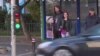 VIDEO „Sunt nevăzător, dar merg la vot”. Ștampila o pune însoțitorul