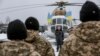 Президент України Петро Порошенко під час візиту до Яворівського полігону. Грудень 2014 року. Ілюстраційне фото