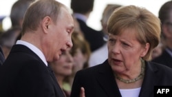 Президент Росії Володимир Путін та канцлер Німеччини Ангела Меркель