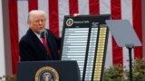 Президент США Дональд Трамп объявляет о введении импортных пошлин. 2 апреля, 2025