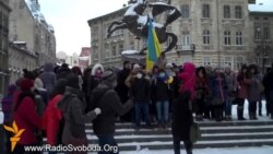 «Не бий – захищай» – львівські студенти прийшли до правоохоронців