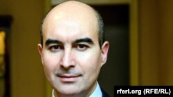 ولی آریا کارشناس امور سیاسی