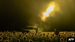 Українські військові збили 33 безпілотники під час нічної атаки Росії, повідомляють Повітряні сили ЗСУ. Противник запустив 54 дрони, зокрема «Шахеди»